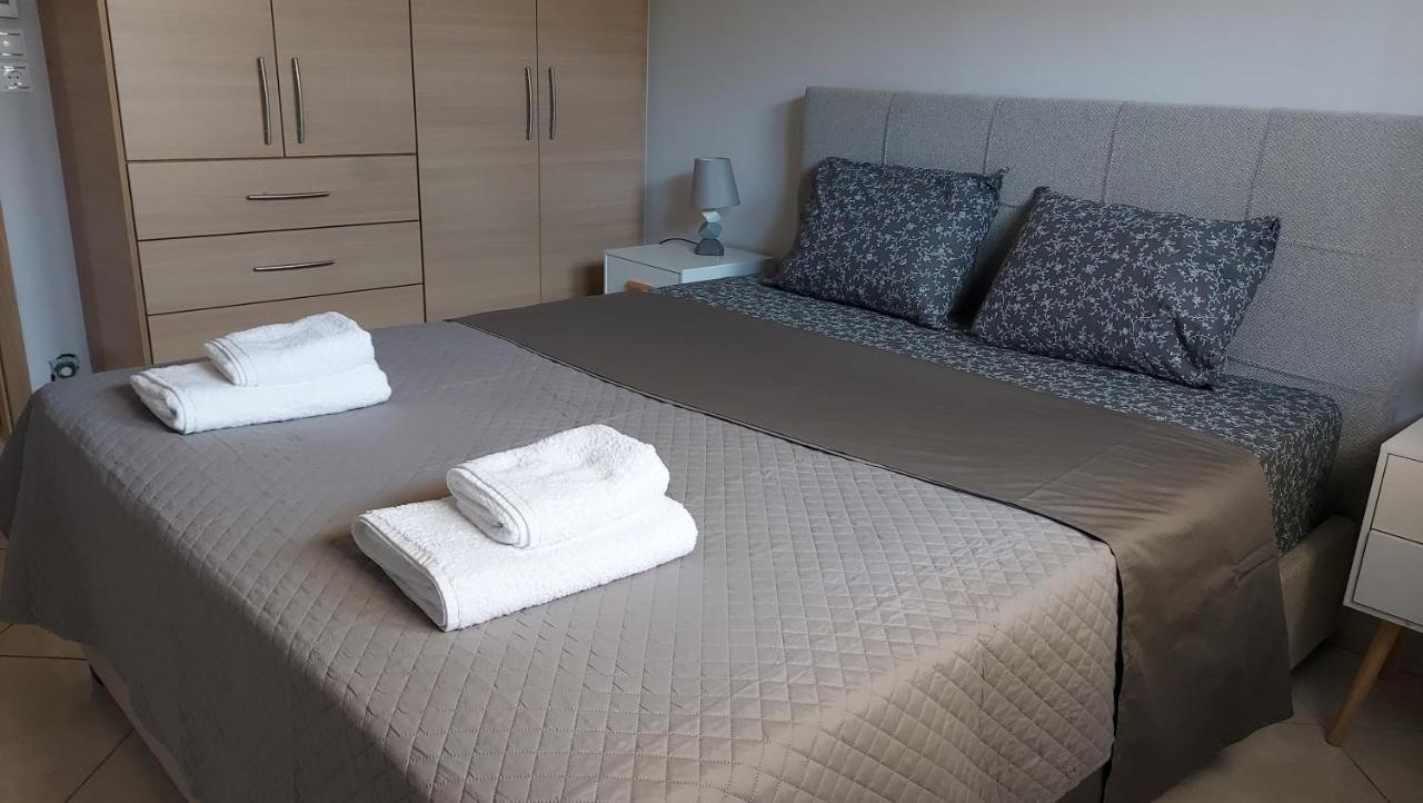 Apartament Gianni & Sophia Airport House Artemida  Zewnętrze zdjęcie